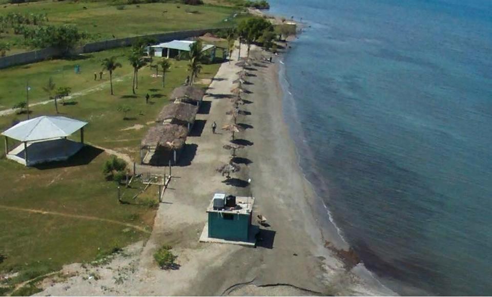 Evasion Beach Hotel Gressier Eksteriør billede